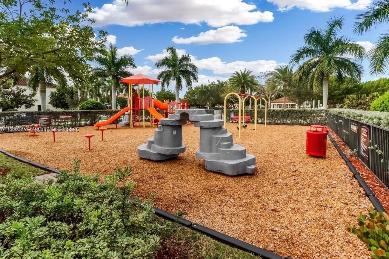 17523 Southwest 153rd Court Miami, FL 33187 - Photo 14 of 20