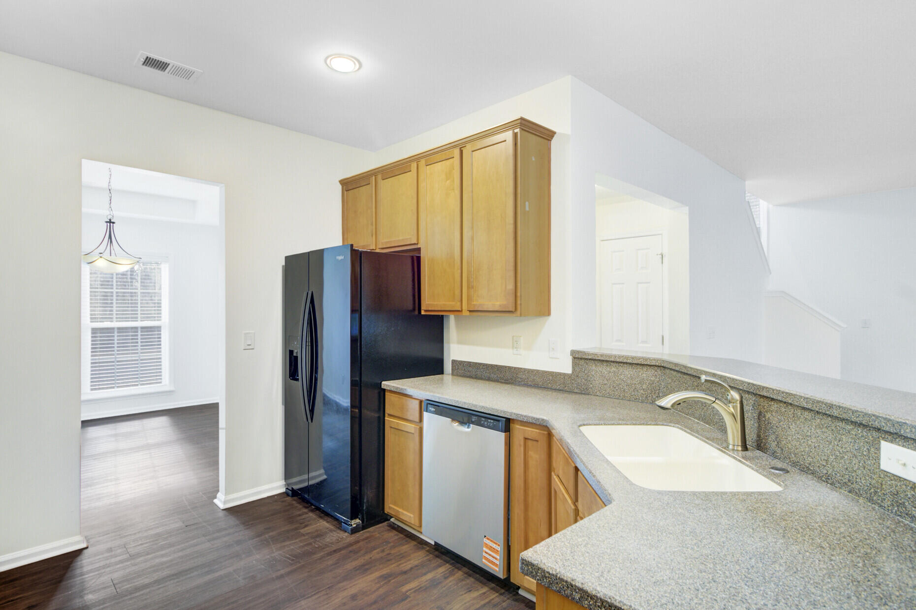 1503 Dockside Court Hanahan, SC 29410 - Photo 12 of 34 18_18_mls