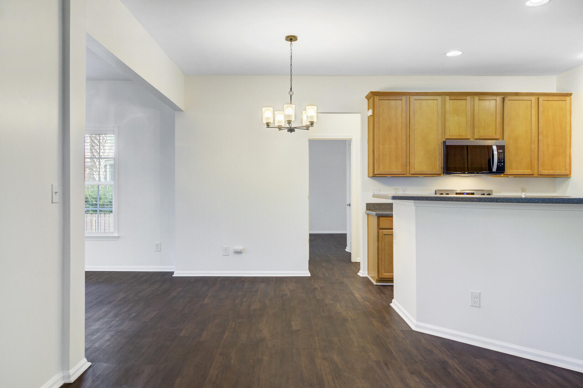 1503 Dockside Court Hanahan, SC 29410 - Photo 13 of 34 14_14_mls