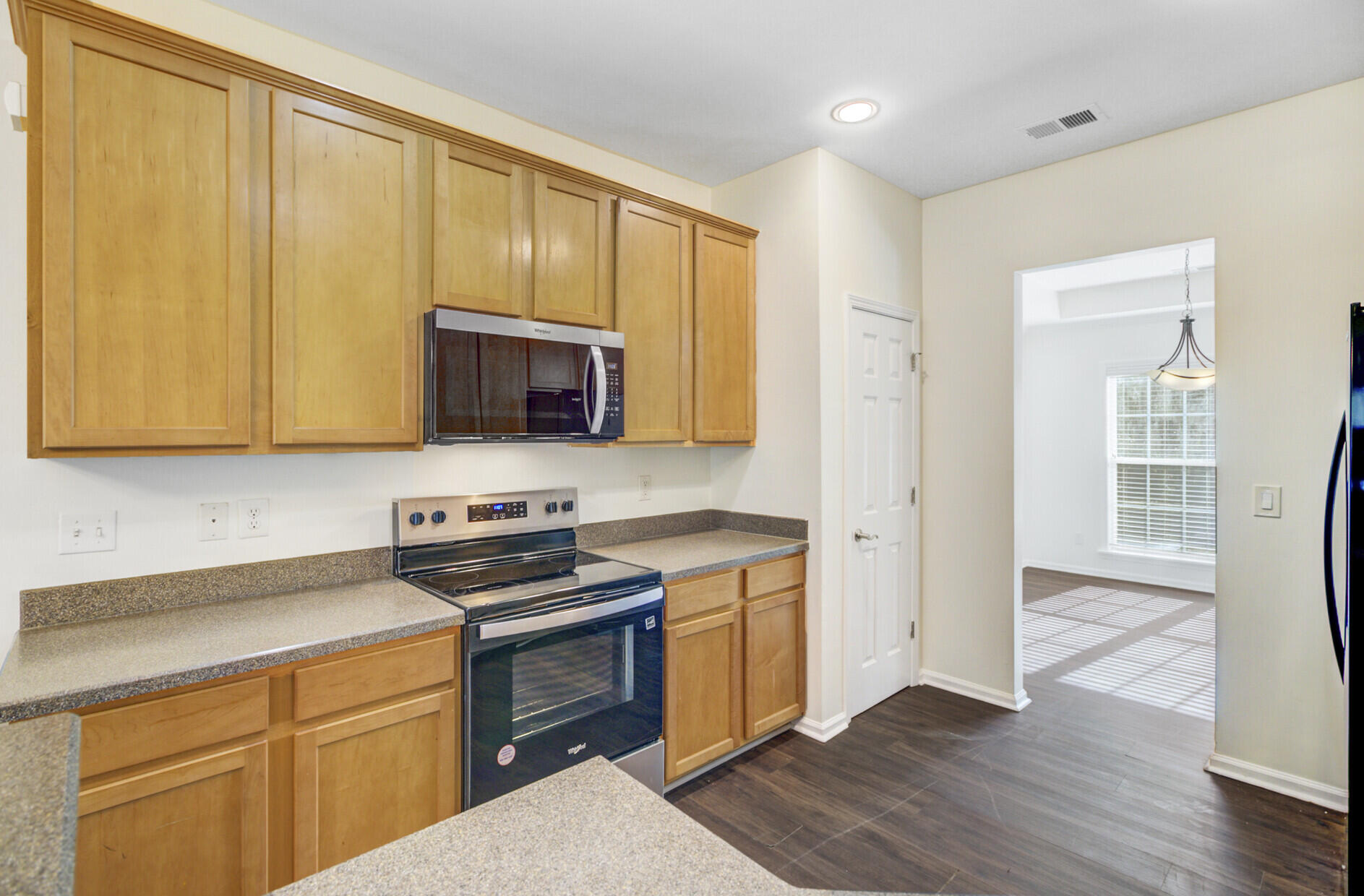 1503 Dockside Court Hanahan, SC 29410 - Photo 10 of 34 16_16_mls