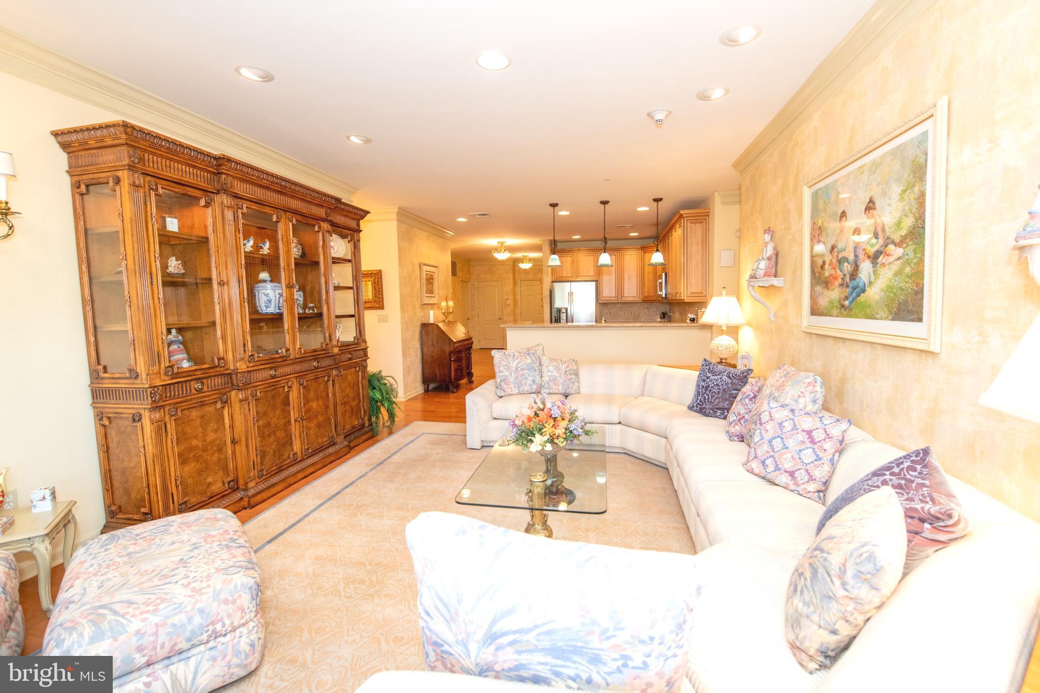 434 Carson Terrace Huntingdon Valley, PA 19006 - Photo 13 of 32 Great Room