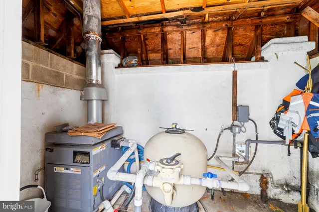 $899,900 | 320 West Maple Avenue, Merchantville, NJ 08109