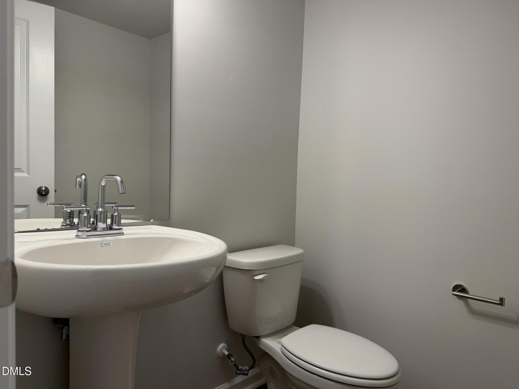 913 Fearless Road Durham, NC 27703 - Photo 9 of 23 half bath