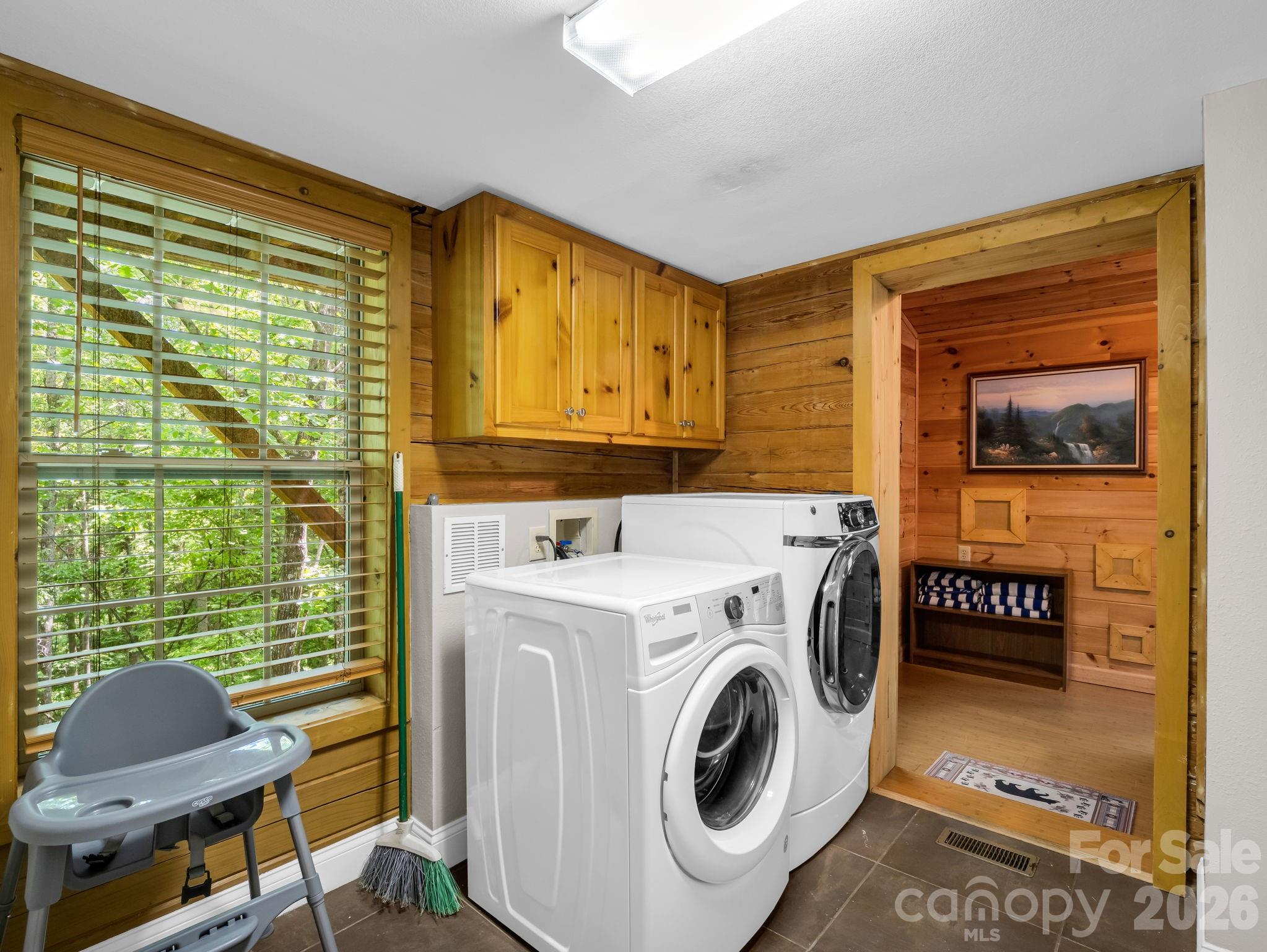 165 Dream Road Hendersonville, NC 28792 - Photo 21 of 46 a utility room with dryer and washer