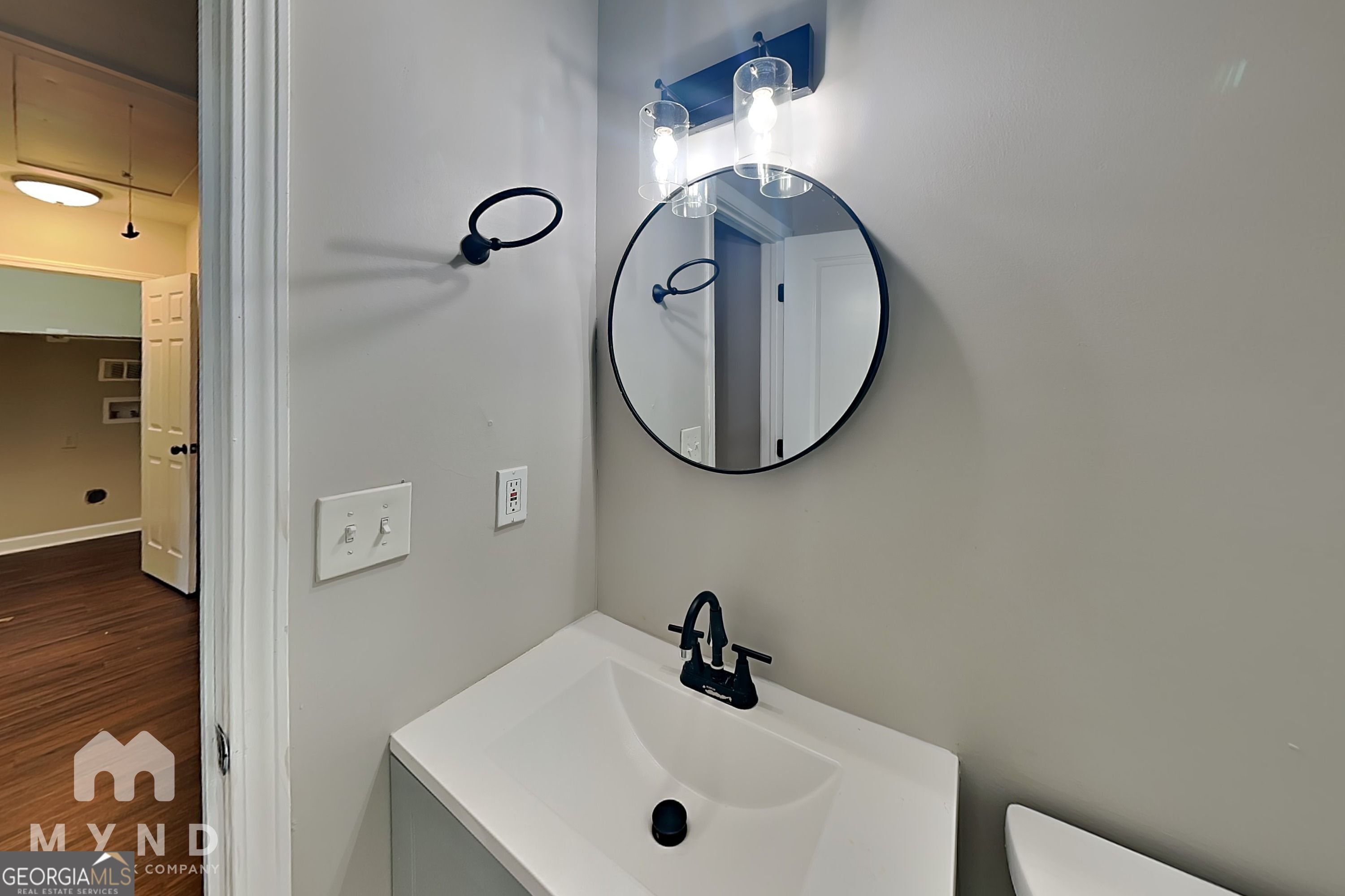 1319 Campbellton Road Southwest Atlanta, GA 30310 - Photo 10 of 14 Gallery Image 10