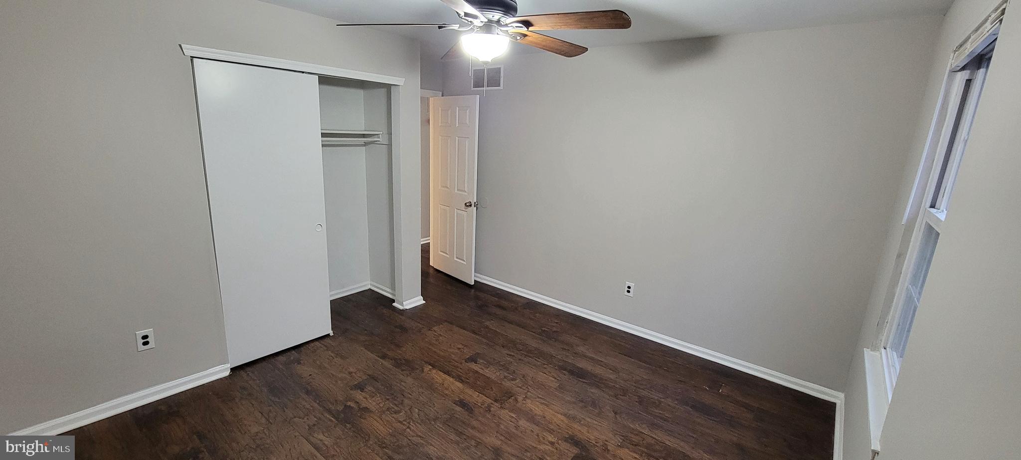 22 Summit Court Clementon, NJ 08021 - Photo 25 of 33 Bedroom 3