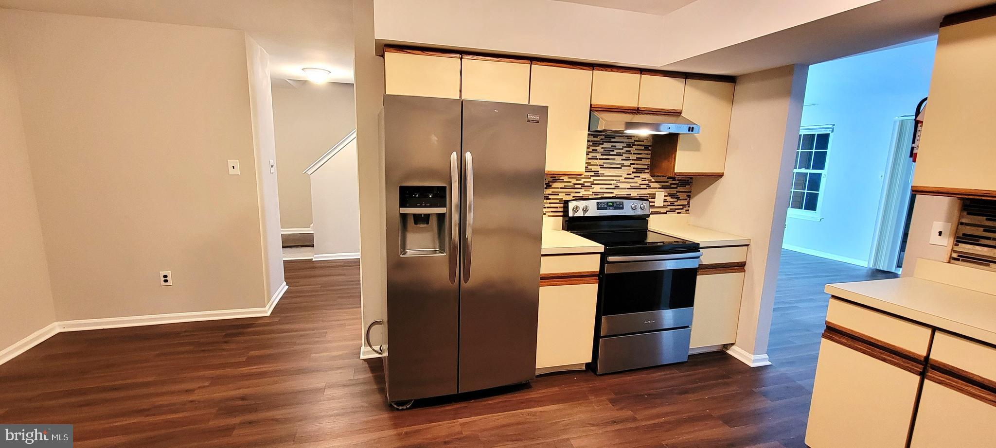 22 Summit Court Clementon, NJ 08021 - Photo 9 of 33 Kitchen