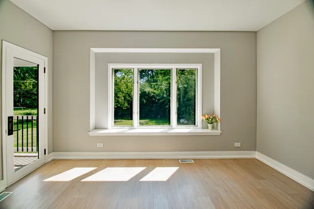 $498,999 | 33485 North Mill Road, Grayslake, IL 60030