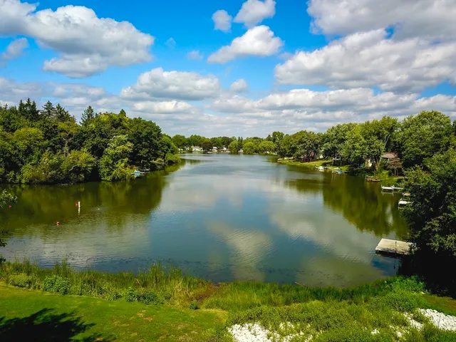 $498,999 | 33485 North Mill Road, Grayslake, IL 60030