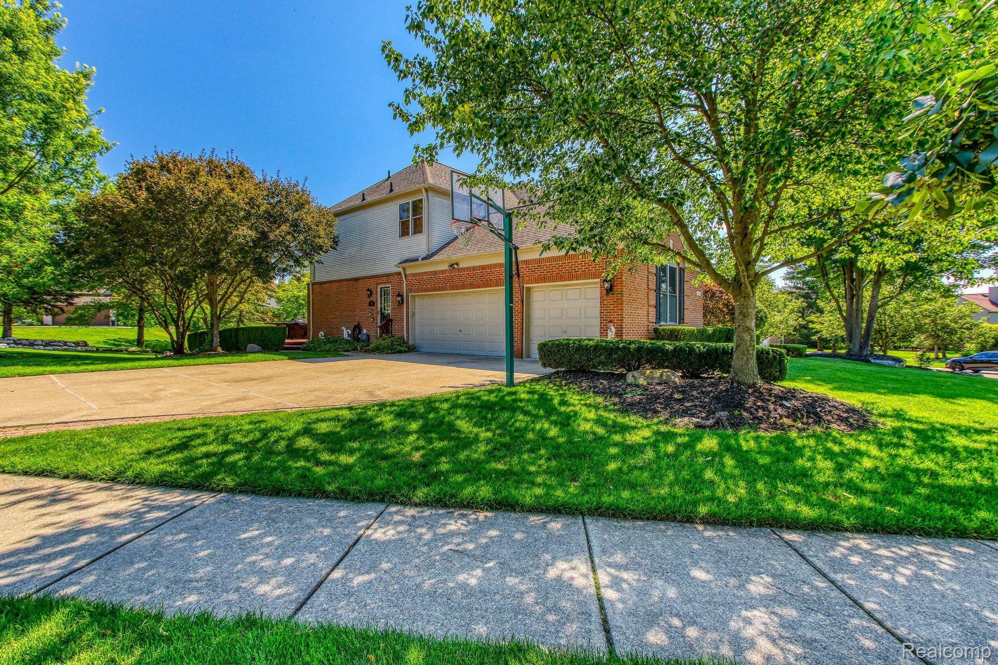 996 Hollow Corners Rochester, MI 48307 - Photo 85 of 99 Gallery Image 85