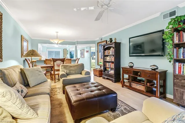 $1,999 | 3041 Sandpiper Bay Circle, Unit H201, Naples, FL 34112