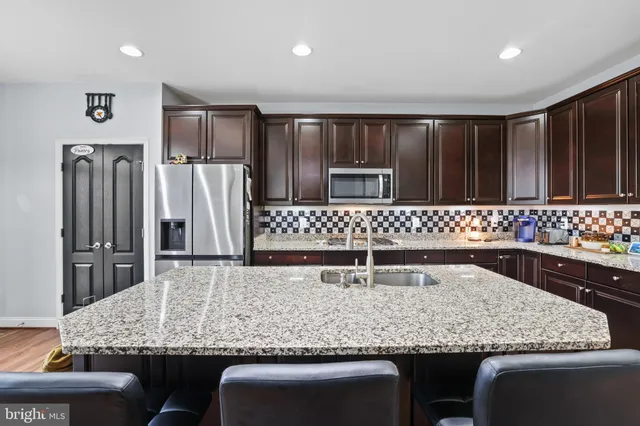 $900,000 | 13426 Eagles Rest Drive, Leesburg, VA 20176