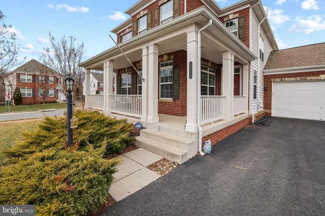 $900,000 | 13426 Eagles Rest Drive, Leesburg, VA 20176