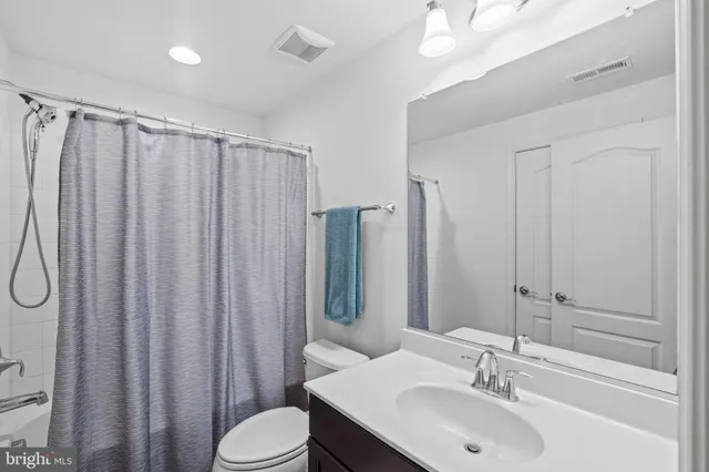 $900,000 | 13426 Eagles Rest Drive, Leesburg, VA 20176