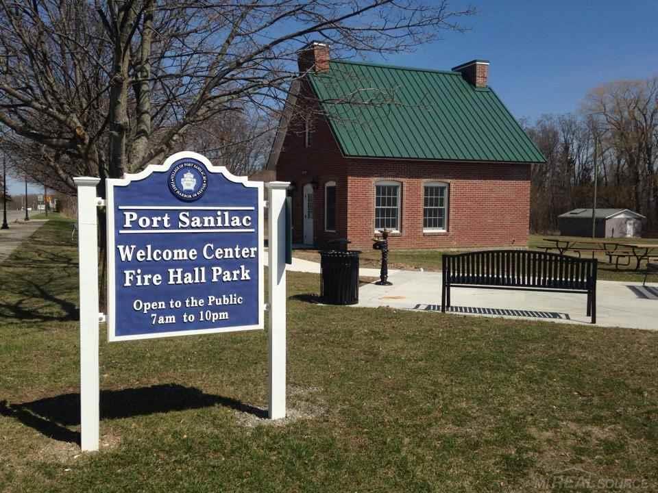 205 South Ridge Street Port Sanilac, MI 48469 - Photo 21 of 21 31293111-20.JPG