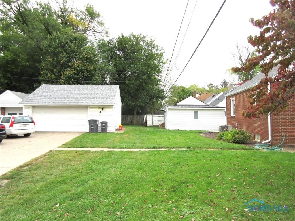 1905 Farnham Road Toledo, OH 43607 - Photo 4 of 29 Gallery Image 4