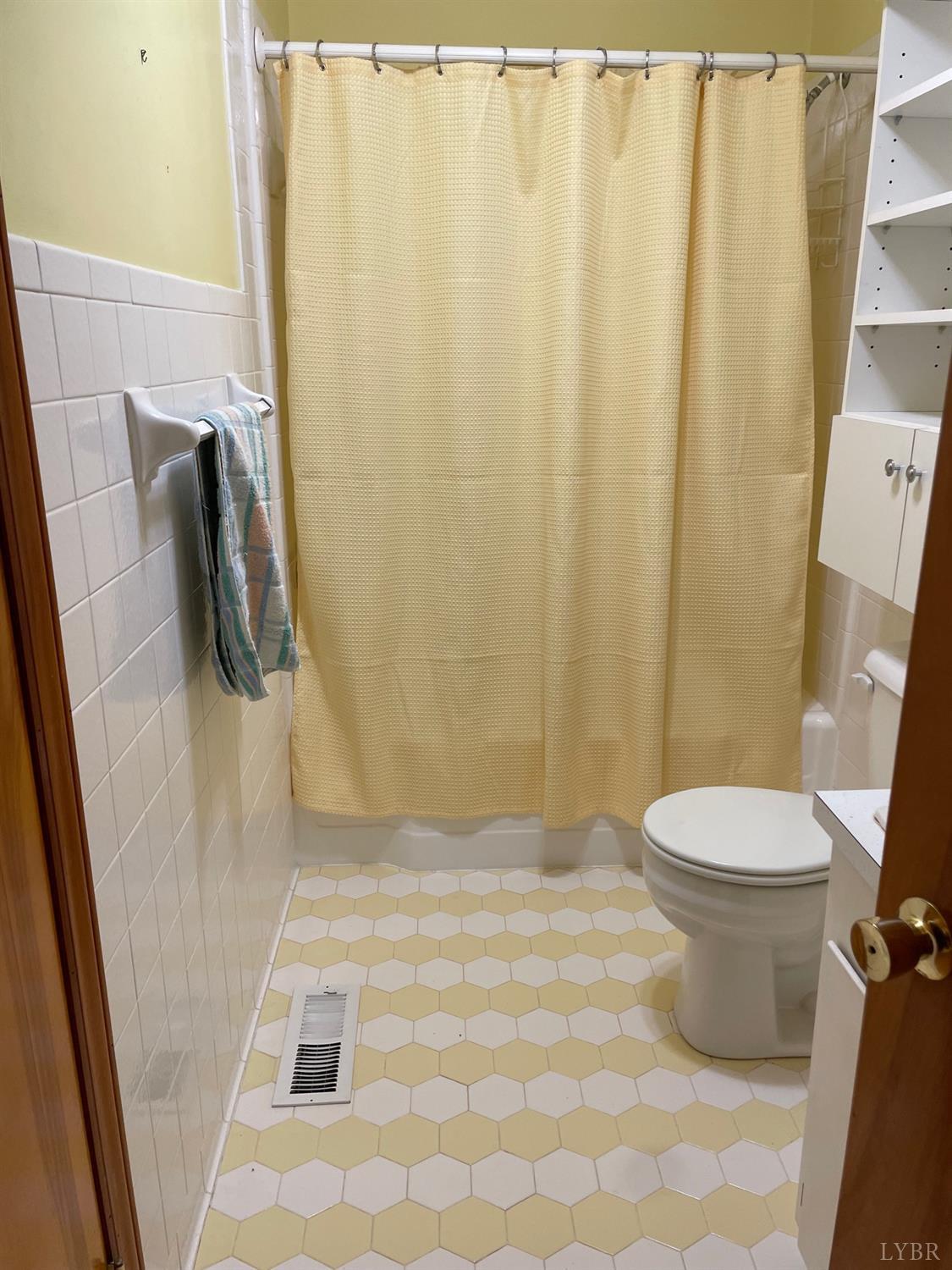 189 Pauls Road Rustburg, VA 24588 - Photo 16 of 28 Gallery Image 16