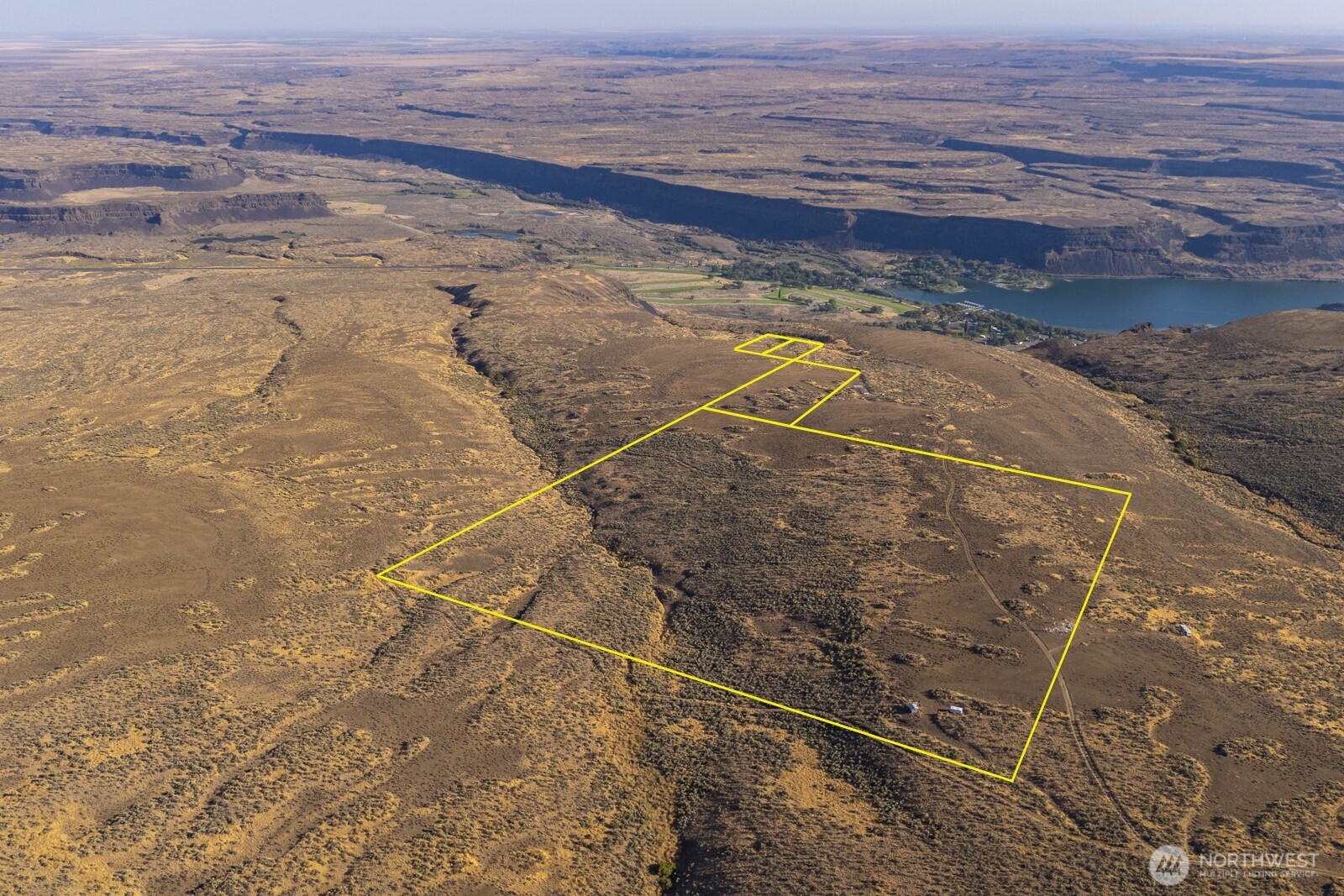 0 Us 2 Coulee City, WA 99115 - Photo 2 of 17 a view of an ocean beach