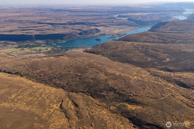 a view of an ocean beach