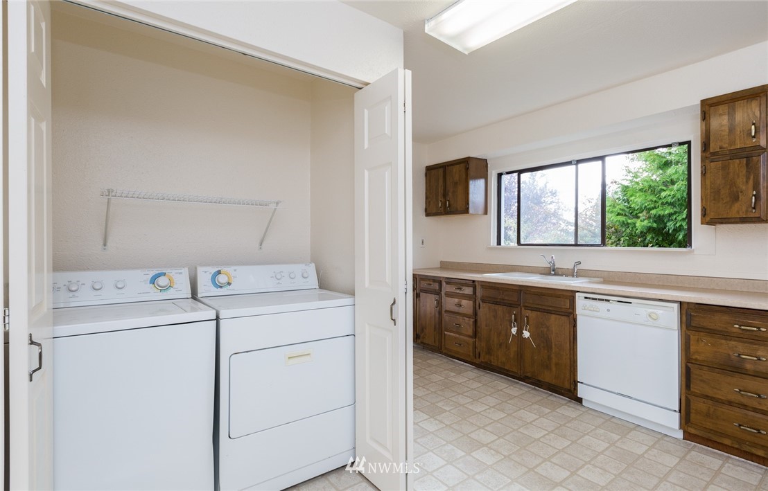 710 East Smith Road Bellingham, WA 98226 - Photo 7 of 20