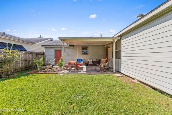$1,975 | 231 Brookside Drive, Lafayette, LA 70506