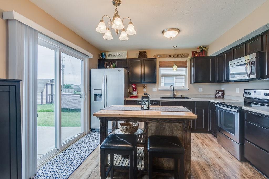 92 Rambling Road Greenfield, IN 46140 - Photo 4 of 25