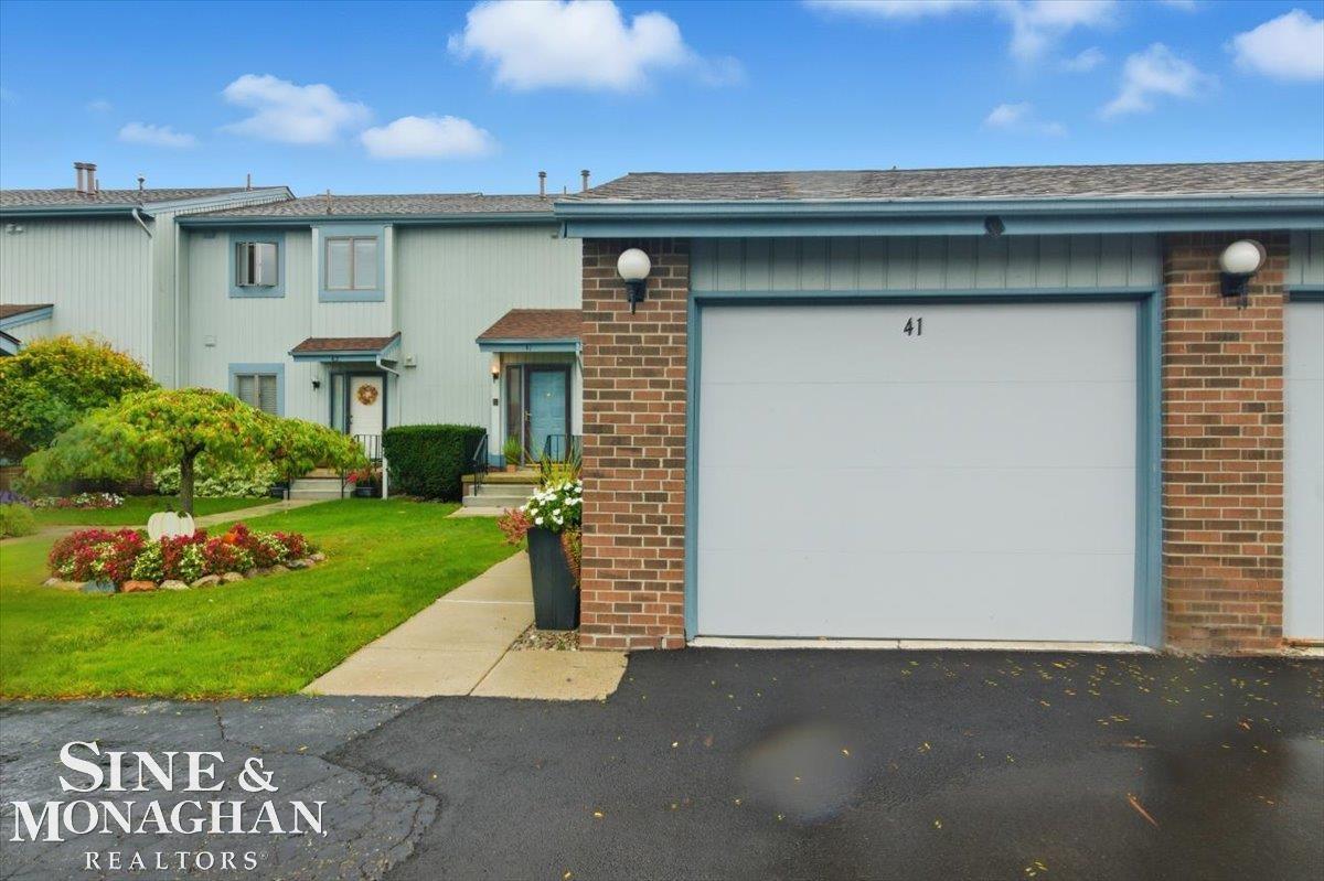 1715 River Road, Unit 41 St. Clair, MI 48079 - Photo 3 of 36