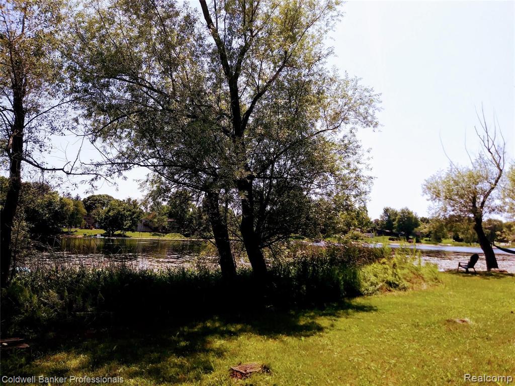 6570 Cranberry Lake Road Clarkston, MI 48348 - Photo 41 of 45