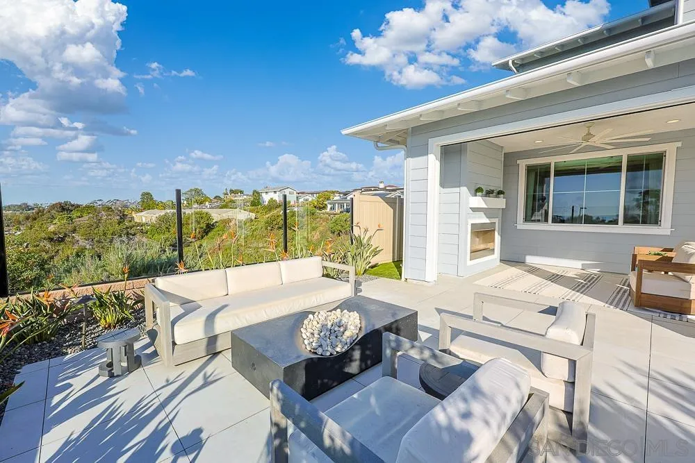 664 Sea Ridge Court Encinitas, CA 92024 - Photo 43 of 52 Gallery Image 43