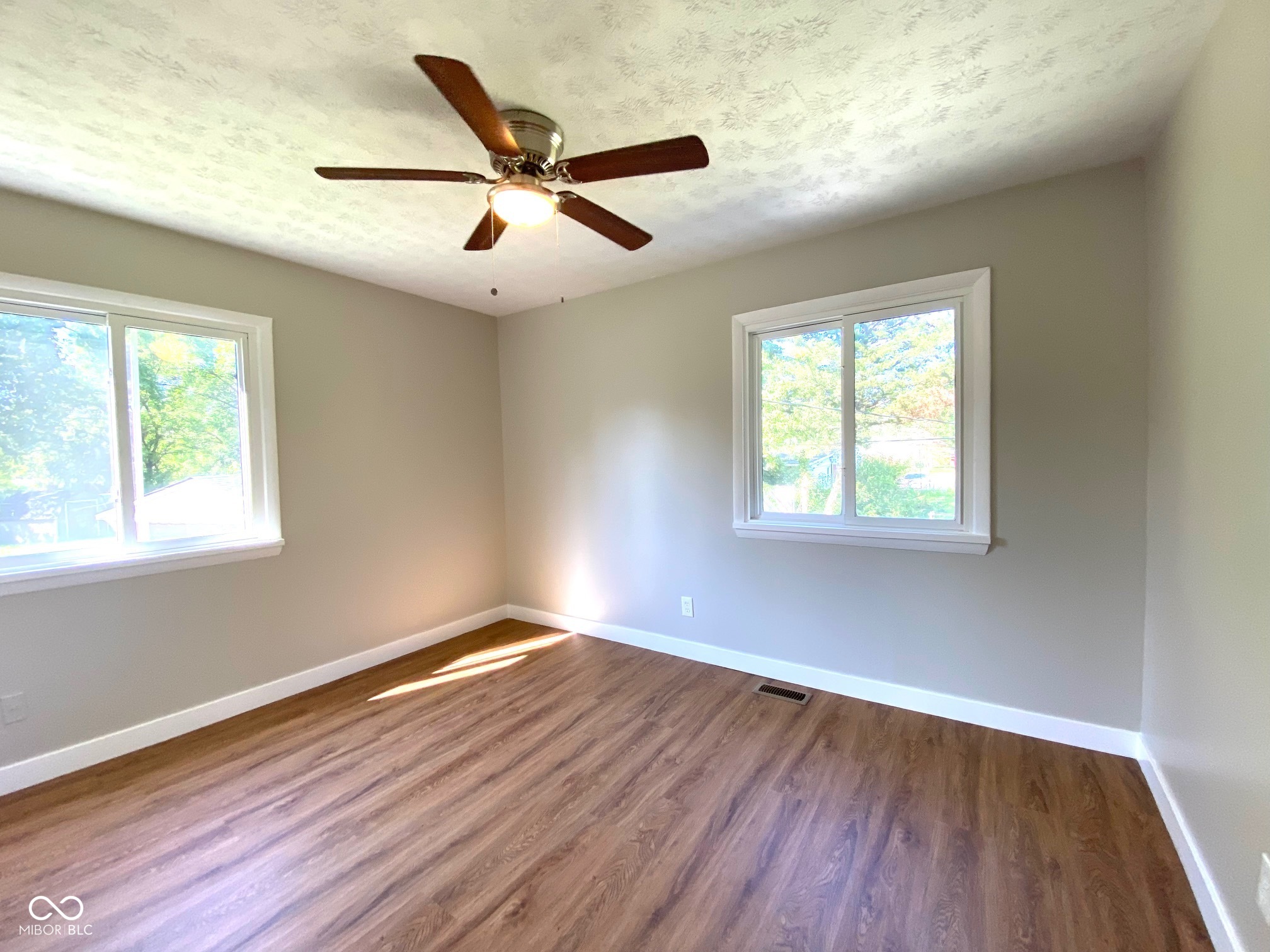 3842 Richelieu Road Indianapolis, IN 46226 - Photo 8 of 20