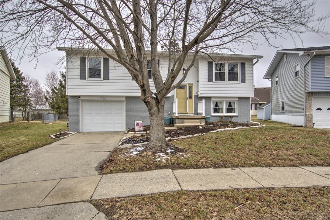2562 Redlich Court Decatur, IL 62521 - Photo 4 of 24 Gallery Image 4