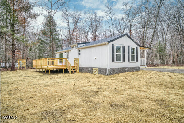 211 Bowater Road Deer Lodge, TN 37726 - Photo 4 of 32 63d86f5fbe5dee00149dc8df