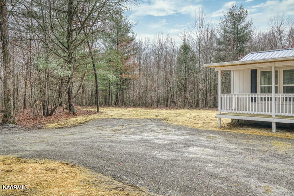 211 Bowater Road Deer Lodge, TN 37726 - Photo 7 of 32 63d86f56be5dee00149dc8c8