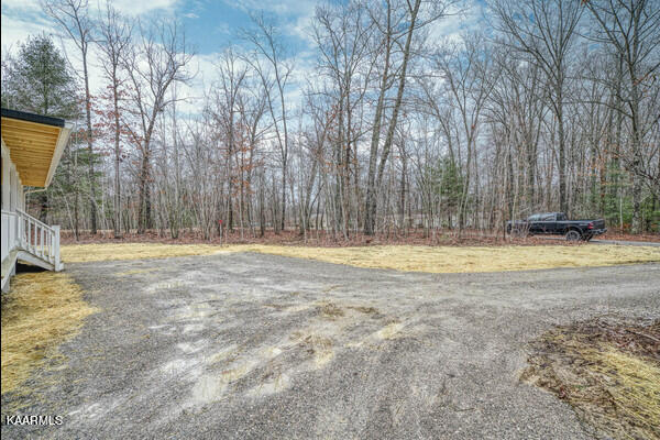211 Bowater Road Deer Lodge, TN 37726 - Photo 8 of 32 63d86f5abe5dee00149dc8d3