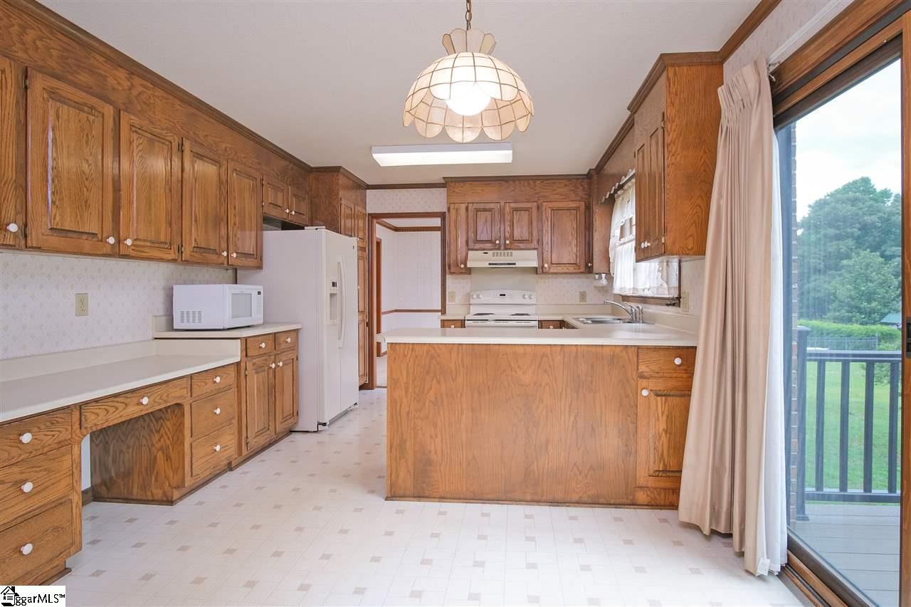 2008 Bethel Road Simpsonville, SC 29681 - Photo 7 of 25 Gallery Image 7
