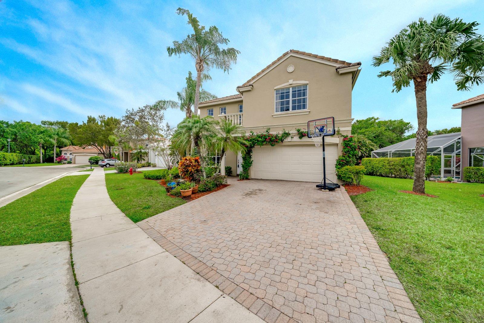 8462 Vía D Oro Boca Raton, FL 33433 - Photo 1 of 58 8462 Via