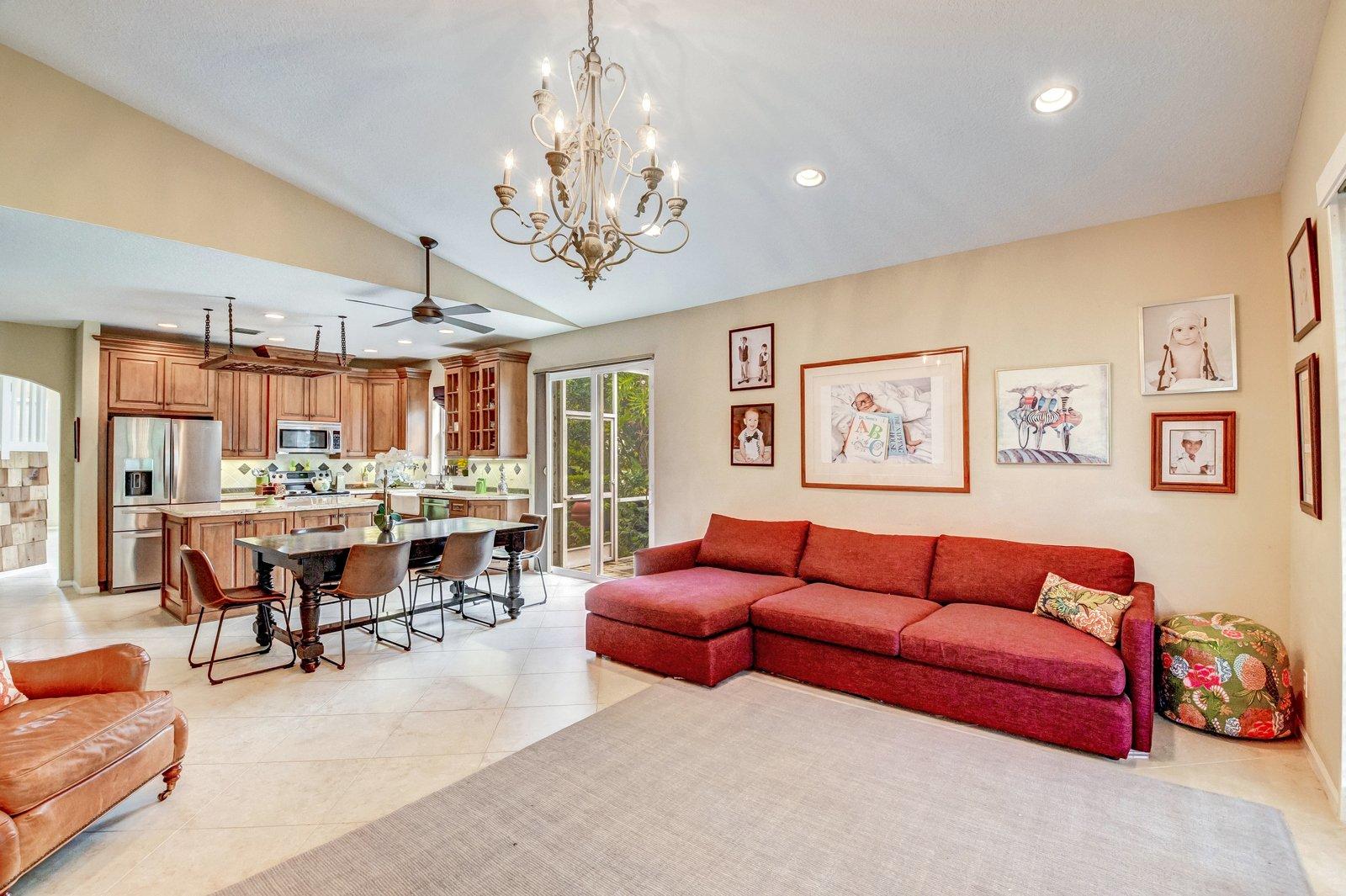 8462 Vía D Oro Boca Raton, FL 33433 - Photo 13 of 58 8462 Via