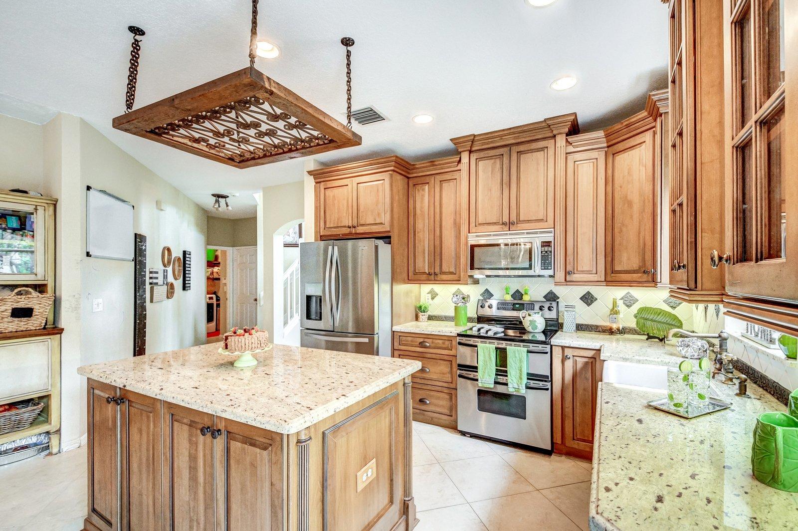 8462 Vía D Oro Boca Raton, FL 33433 - Photo 14 of 58 8462 Via