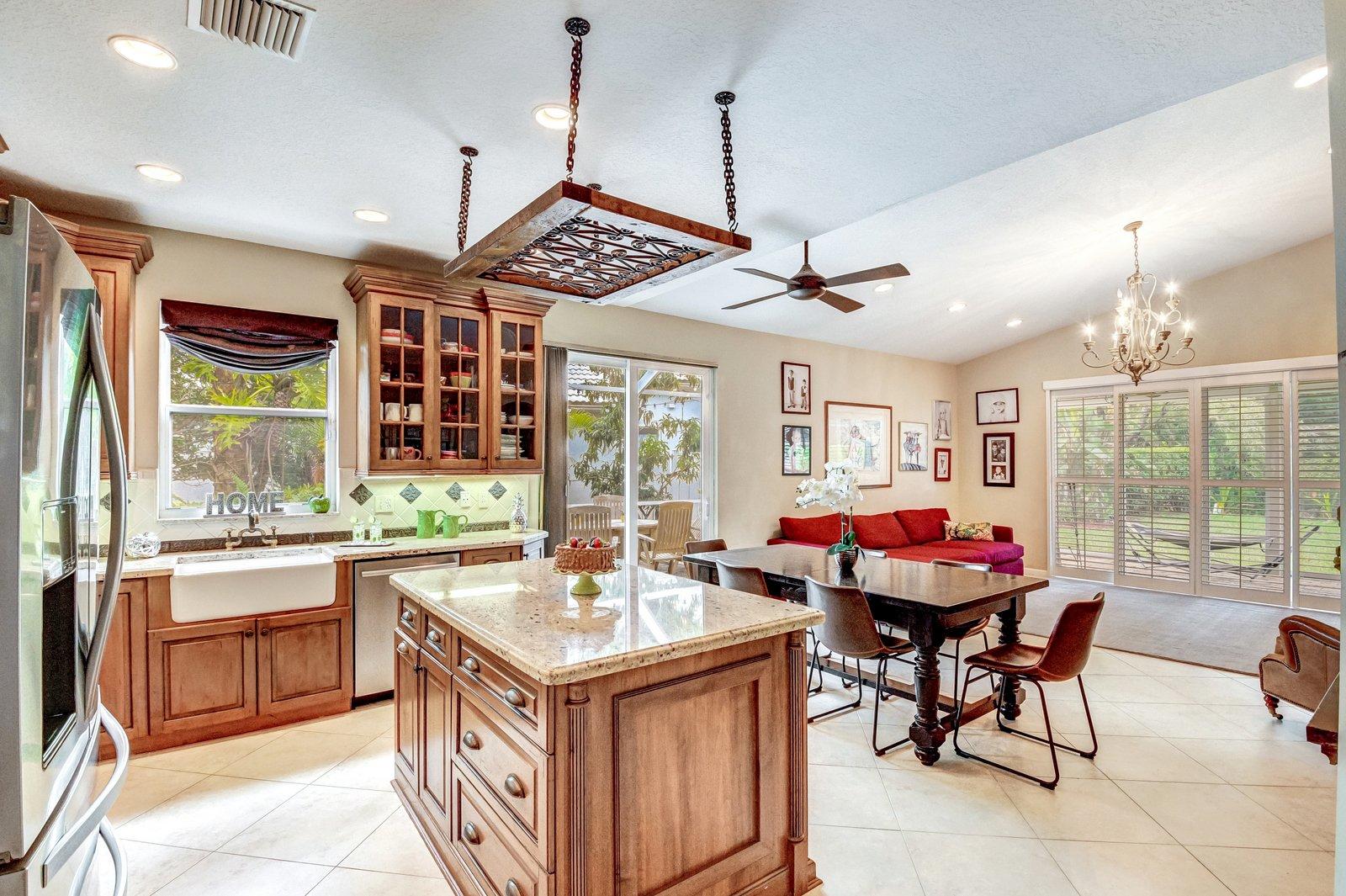 8462 Vía D Oro Boca Raton, FL 33433 - Photo 17 of 58 K