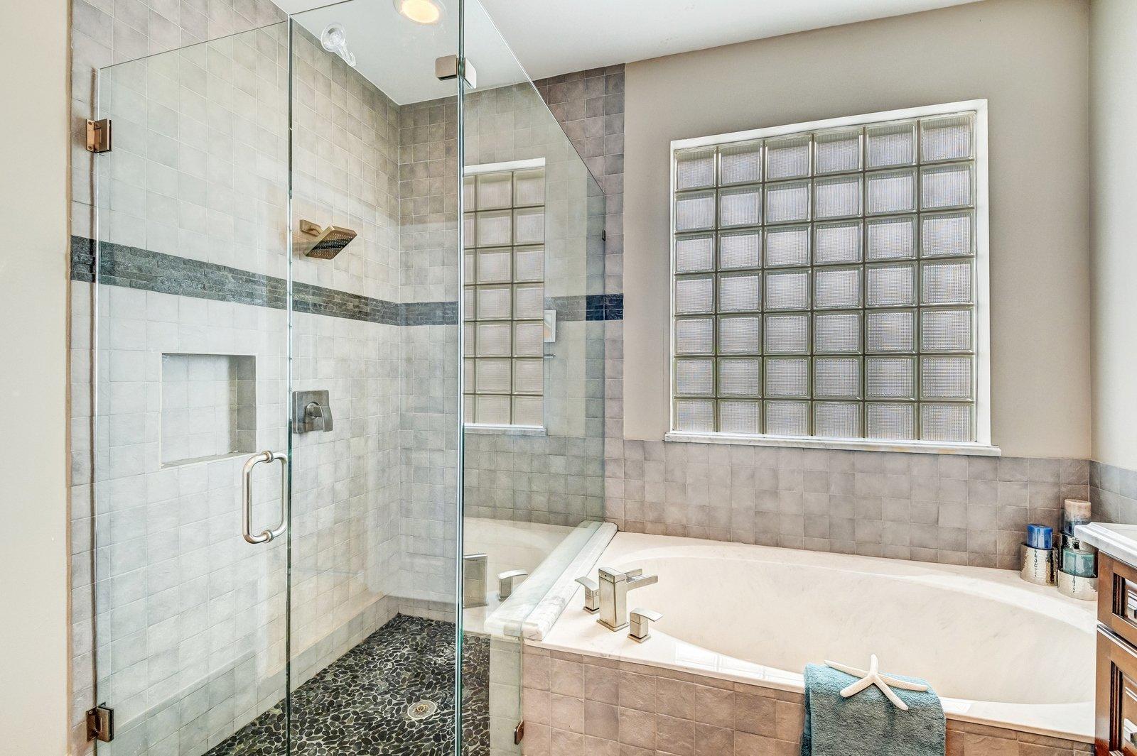 8462 Vía D Oro Boca Raton, FL 33433 - Photo 25 of 58 8462 Via