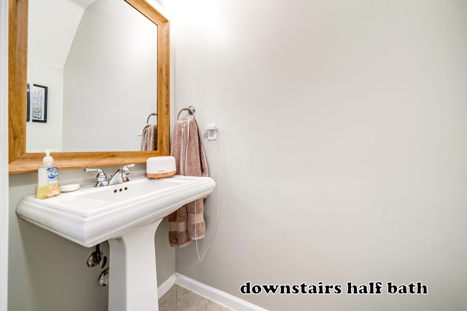 8462 Vía D Oro Boca Raton, FL 33433 - Photo 27 of 58 Downstairs Half Bath
