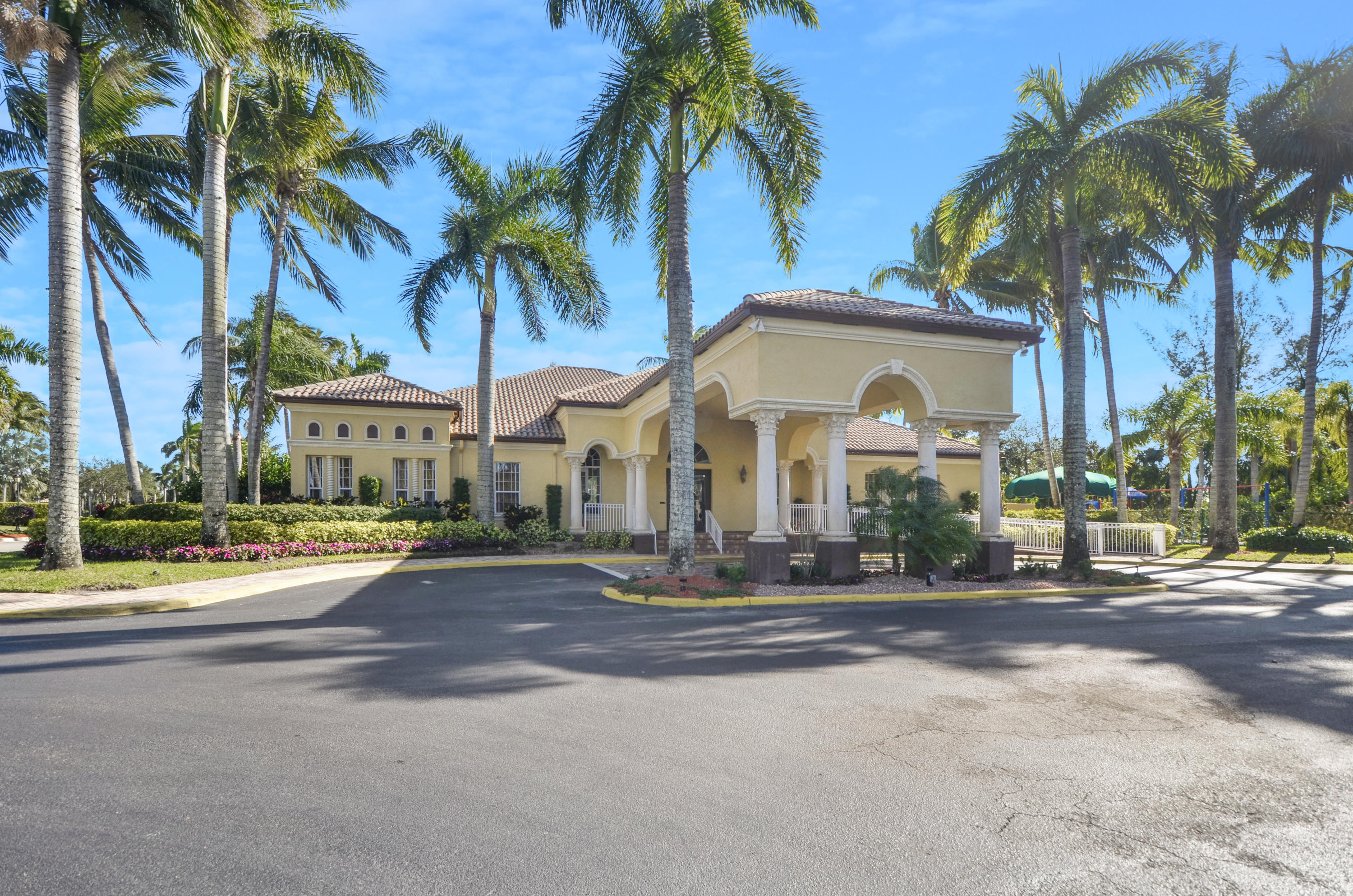 8462 Vía D Oro Boca Raton, FL 33433 - Photo 52 of 58 Clubhouse