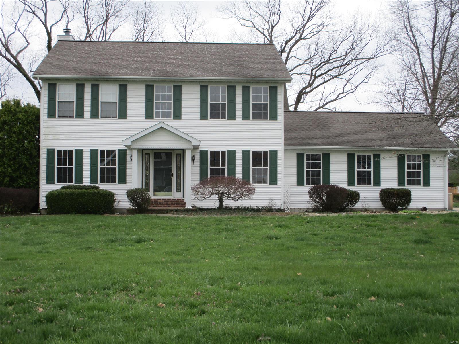 17540 Timber Ridge Court Carlyle, IL 62231 - Photo 1 of 2