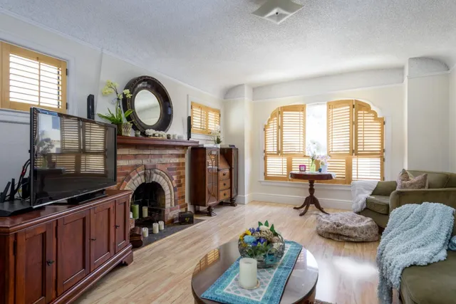 $1,296,000 | 513 Park Way, South San Francisco, CA 94080