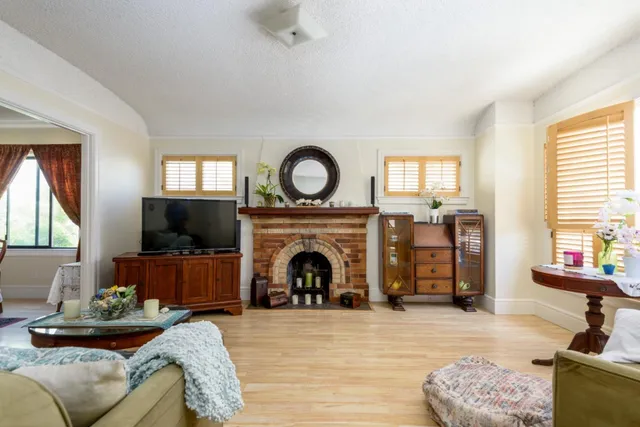 $1,296,000 | 513 Park Way, South San Francisco, CA 94080