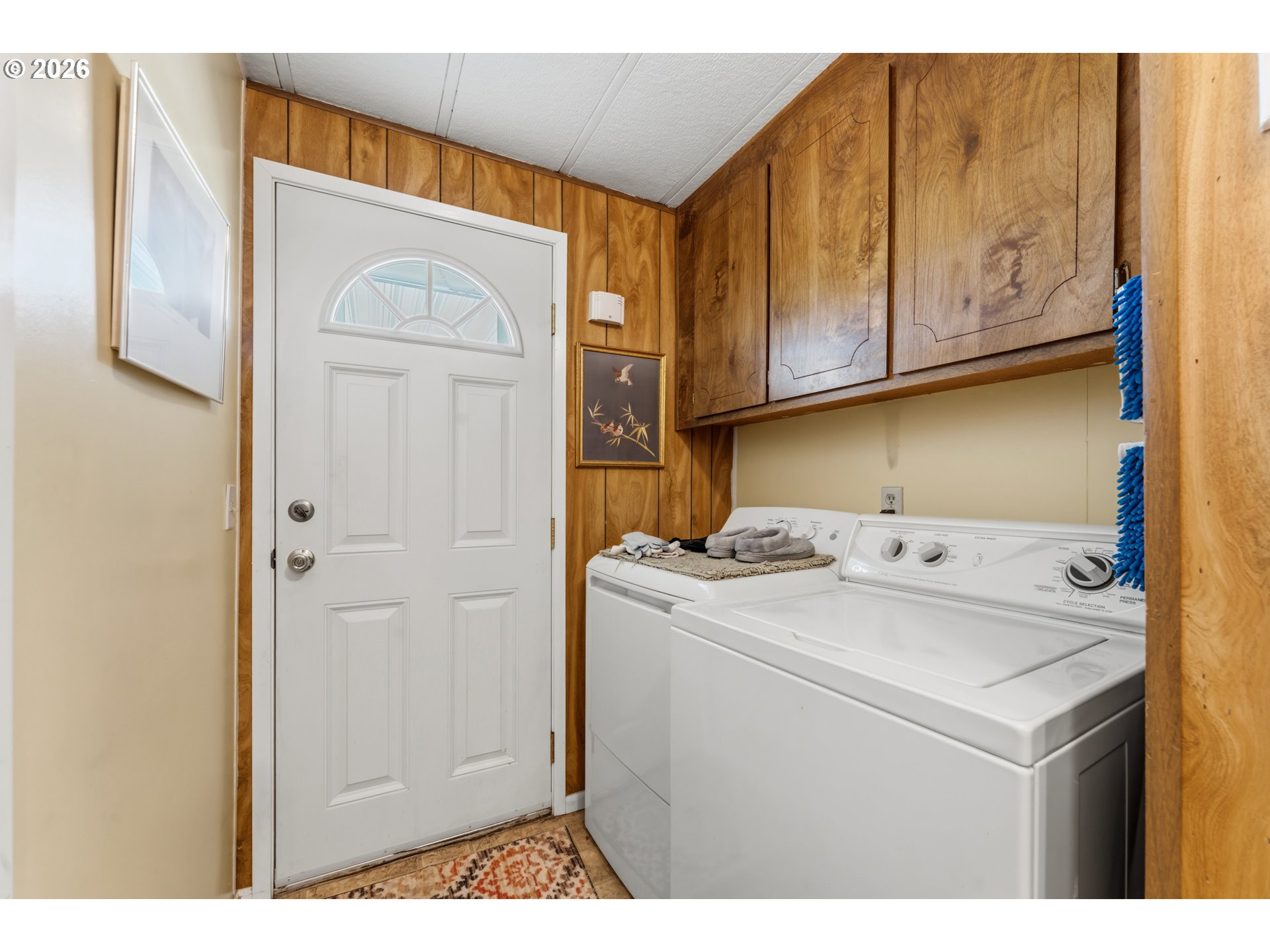 735 North 8th Street Lakeside, OR 97449 - Photo 21 of 45 a utility room with dryer and washer