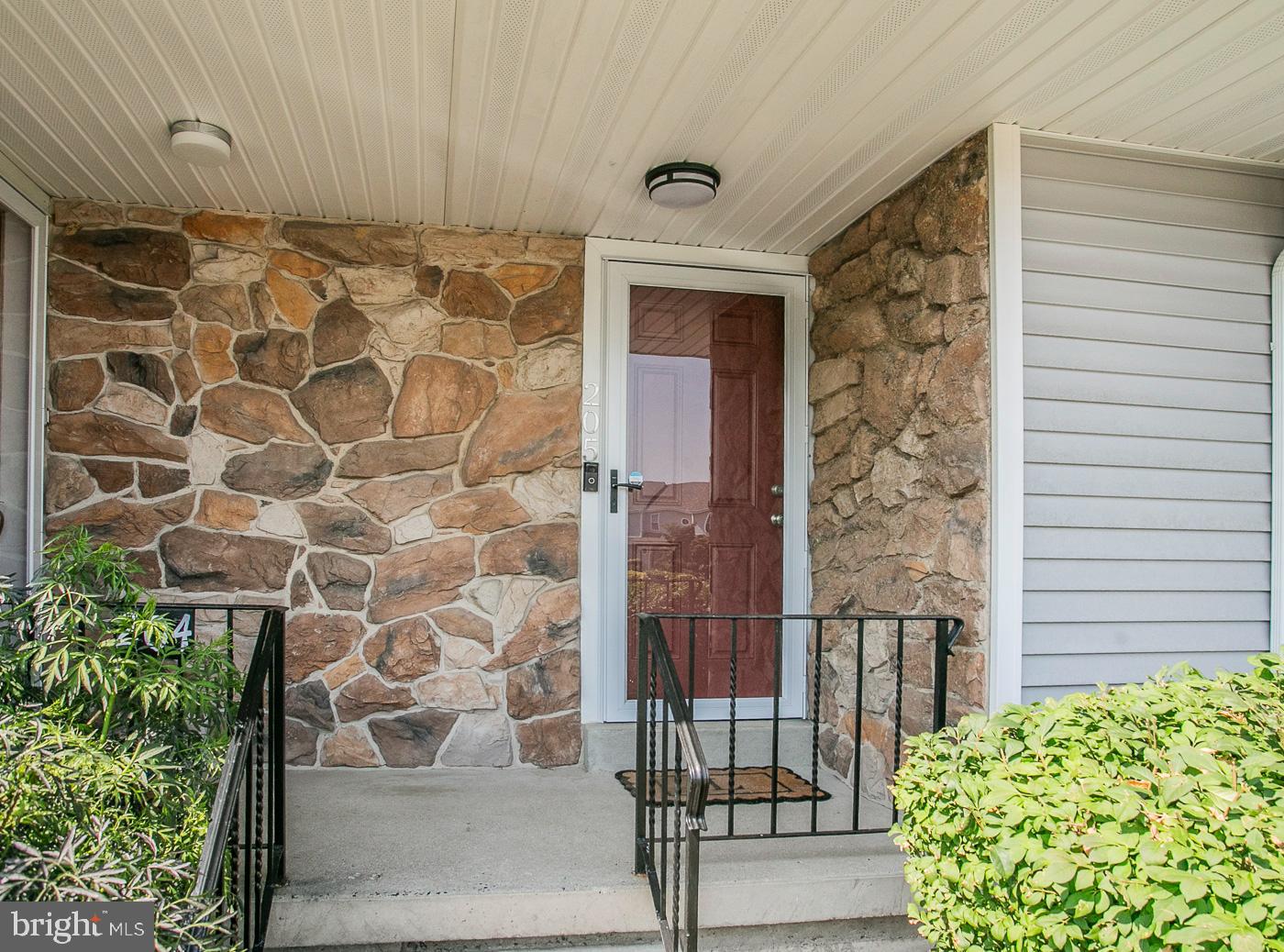 205 Tupelo Grove Ambler, PA 19002 - Photo 1 of 32 Front Entrance