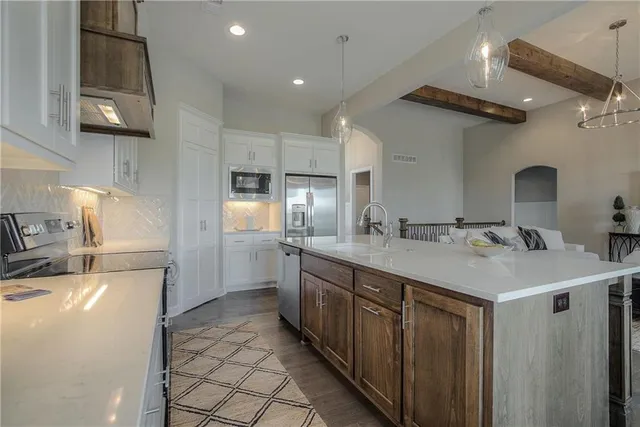 $630,000 | 19024 Theden Street, Spring Hill, KS 66083