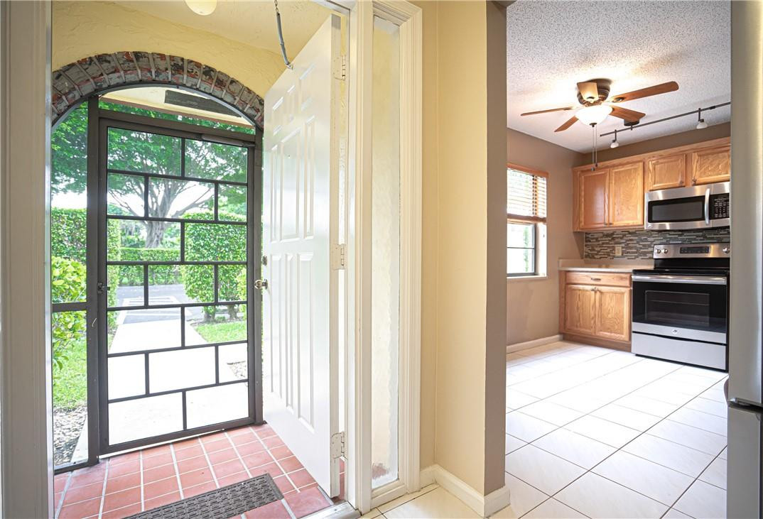 23345 Barlake Drive, Unit 42 Boca Raton, FL 33433 - Photo 8 of 25 Photo 8