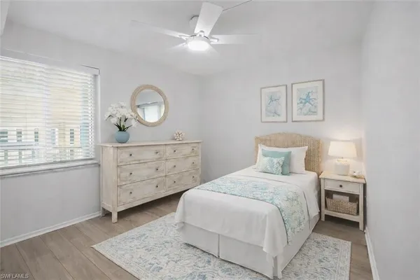 $1,800 | 1001 Foxfire Lane, Unit 204, Naples, FL 34104